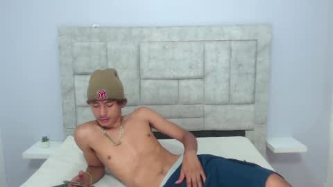 axel_diamond online show from February 21, 12:39 pm