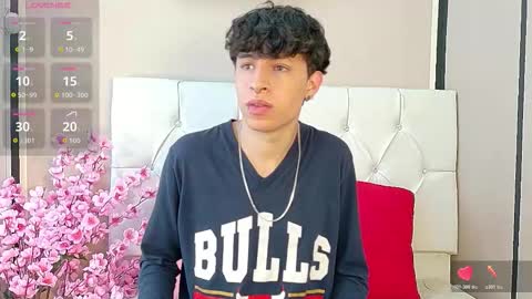 Snapshot of axel_evanss chatting on October 20, 12:20 pm Axel Evanss online show from October 20, 12:20 pm