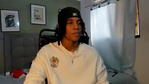 AXEL SILVA online show from September 14, 1:02 pm