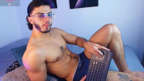 axel stein NEW ACCOUNT online show from April 15, 8:09 pm