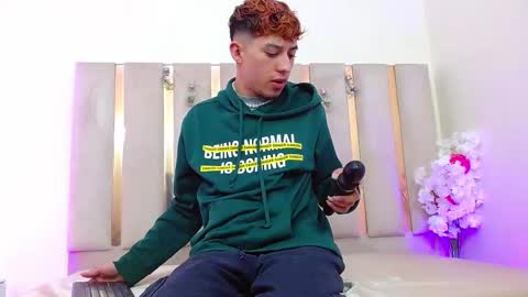 AXEL  online show from October 23, 3:21 am