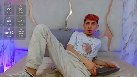 AXEL  online show from December 16, 12:12 pm