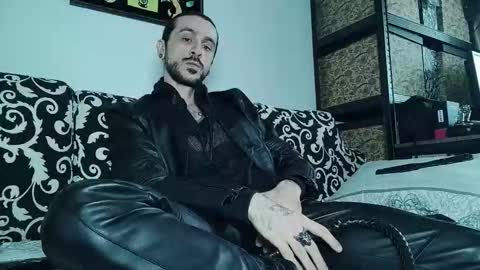 AxelColton online show from September 18, 9:44 am