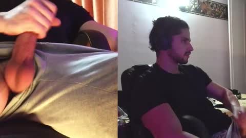 Snapshot of axelcr0ss chatting on September 9, 2:55 am axelcr0ss online show from September 9, 2:55 am