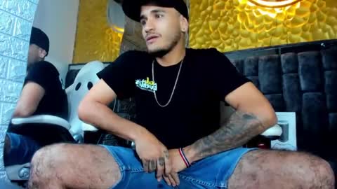 Snapshot of axell_cross2 chatting on March 1, 8:42 pm Axell Cross2 online show from March 1, 8:42 pm