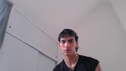 Snapshot of axellatino_ chatting on February 15, 8:34 pm Axel online show from February 15, 8:34 pm