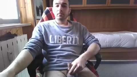 Axel online show from February 23, 12:21 pm