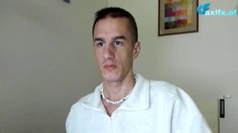 Axl online show from November 2, 9:41 pm