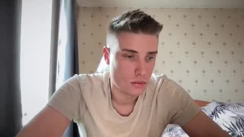 azazelmax online show from March 3, 9:07 am