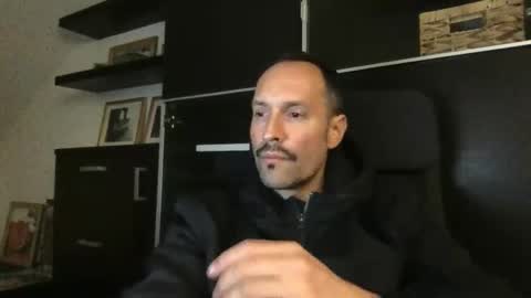 BKR online show from November 1, 2:04 am