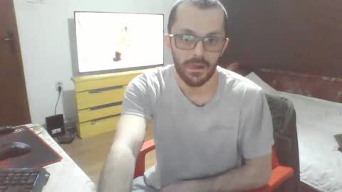 no1 online show from April 5, 8:05 pm