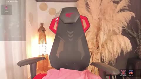 FOLLOW ME  online show from May 28, 2:31 am