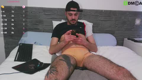 Snapshot of babycityboy chatting on February 16, 9:59 am BabyCityBoy online show from February 16, 9:59 am