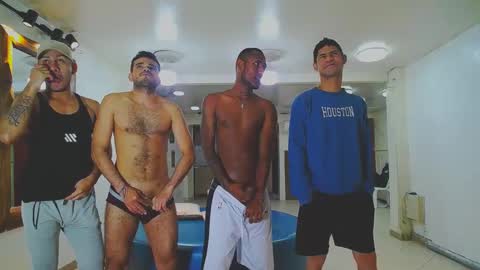 Snapshot of backyardigans chatting on December 6, 12:05 pm backyardigans online show from December 6, 12:05 pm