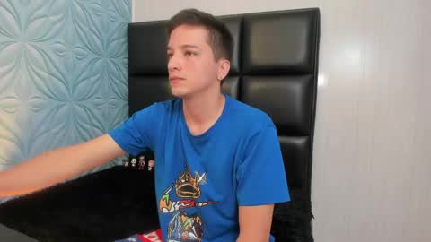 bad_boy_21_ online show from April 21, 12:55 pm