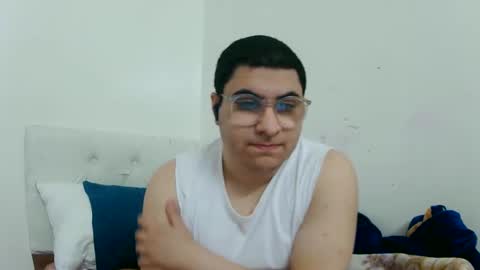 Snapshot of badboixx chatting on February 9, 7:09 pm badboixx online show from February 9, 7:09 pm