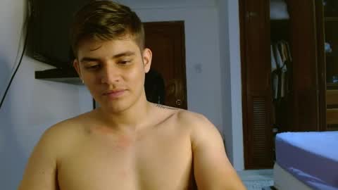 badbunny_69_ online show from April 1, 1:40 am