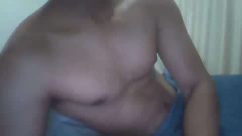 badmashlaunda143 online show from October 18, 9:42 pm