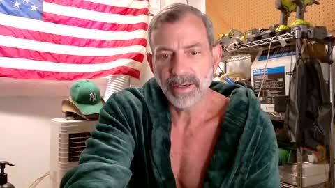 Snapshot of badnightwolf chatting on September 19, 1:44 pm Silver online show from September 19, 1:44 pm
