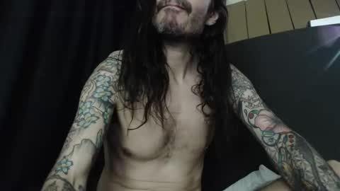 Snapshot of bailey39 chatting on January 26, 1:09 am Bailey online show from January 26, 1:09 am