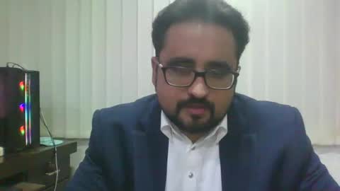 Ballbusting Slave online show from December 13, 6:00 am