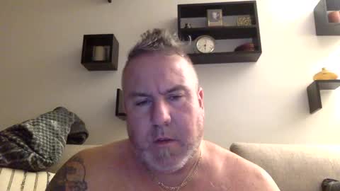 banana5289 online show from February 8, 11:01 am