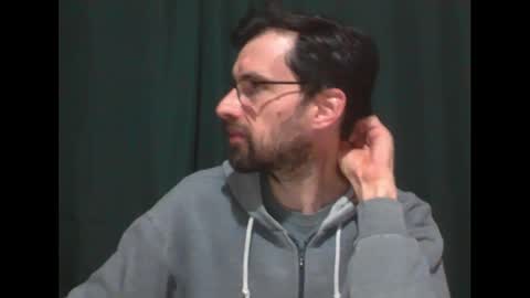 Ezequiel online show from November 18, 1:20 am