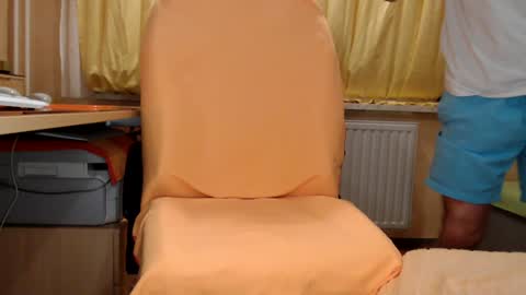       online show from December 22, 7:31 pm