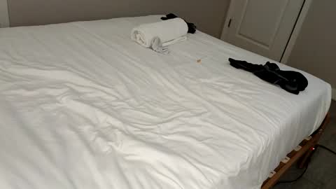 barniemay online show from January 7, 12:45 am