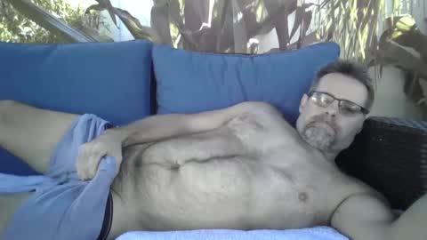 Barry Arnauld online show from December 22, 3:33 pm