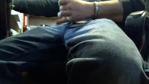 bartender3127 online show from March 4, 4:41 pm