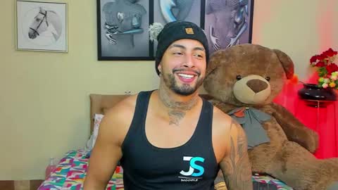 bastian_jones1 online show from January 30, 7:07 am