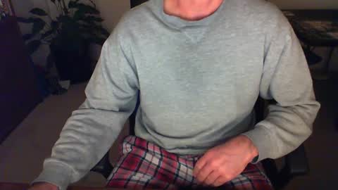 BateBro13 online show from December 4, 2:15 pm