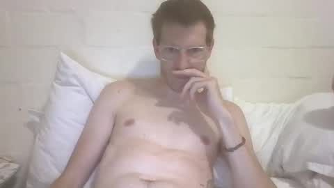 battyb1 online show from November 9, 8:13 pm