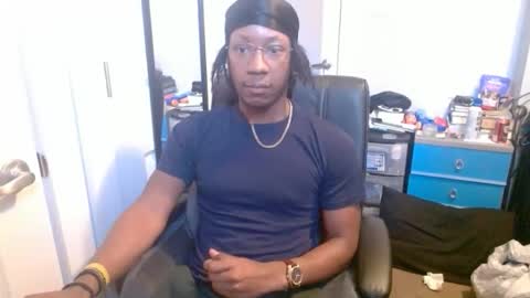 Racks online show from January 8, 4:45 pm