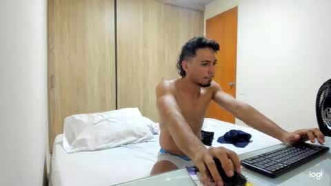 bbenboxer online show from November 18, 11:26 pm