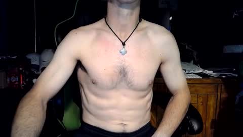 bchillin28 online show from November 5, 6:26 am