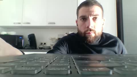 Snapshot of bdemwi2588 chatting on January 10, 10:06 am bdemwi2588 online show from January 10, 10:06 am