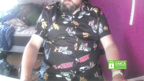 Snapshot of bear90130 chatting on October 2, 10:41 am bear90130 online show from October 2, 10:41 am