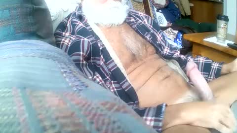 beardbushy online show from February 19, 4:00 pm