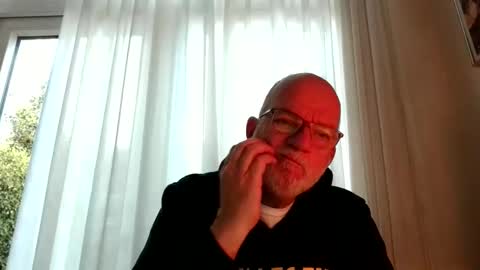 Beardman online show from October 26, 6:59 am