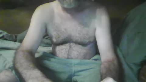 beastiejam2000 online show from December 19, 3:40 am