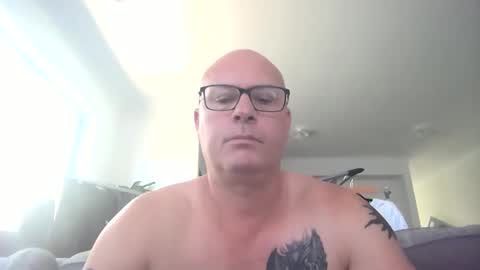 beatsboy87 online show from February 1, 3:52 am