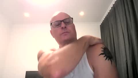 beatsboy87 online show from January 23, 1:02 pm