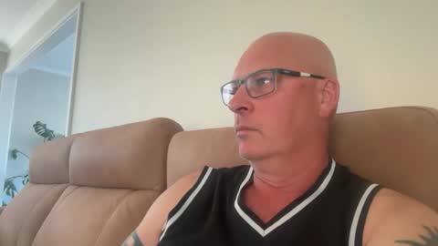 beatsboy87 online show from February 3, 6:40 am