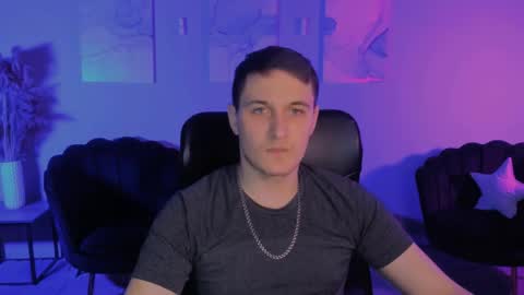 liam online show from April 25, 10:18 pm