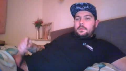 bellandballs online show from February 14, 11:43 pm