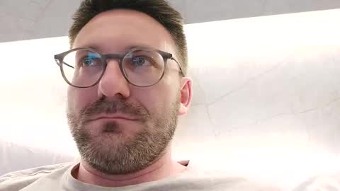ben00189 online show from May 31, 9:16 pm