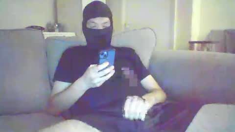 ben021988 online show from December 19, 6:38 pm