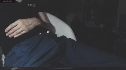 benijamin online show from November 10, 11:20 pm